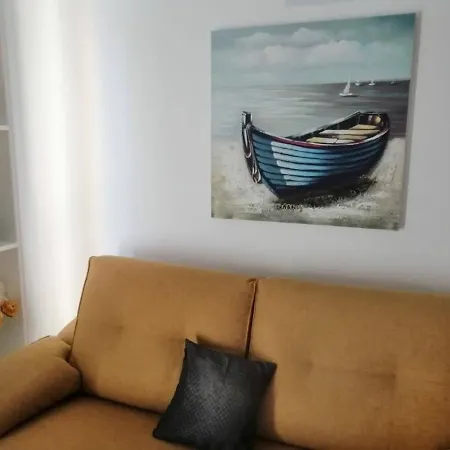 Apartment 1 1 Bedroom 45 Seconds From The 1