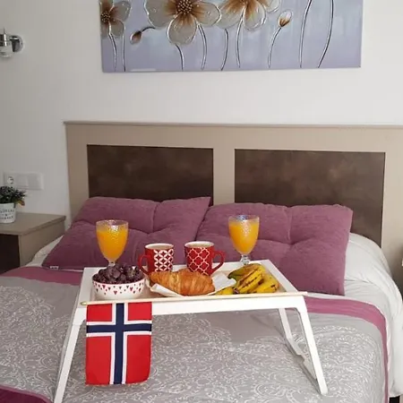 1 1 Bedroom 45 Seconds From The 1 * Arguineguin